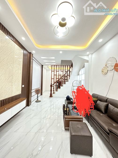 TÂN MAI HOÀNG MAI MẶT NGÕ TO HƠN PHỐ Ô TÔ ĐỖ CỔNG NHÀ MỚI 4T DT 38m2 giá 6,7tỷ - 1