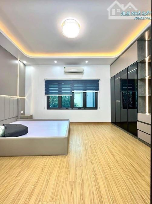 Siêu hiếm, 10m ra phố, nhà đẹp,sổ đẹp, nội thất Full, Vip Thanh Xuân, 30m2x4t, chỉ 5 tỉ - 2