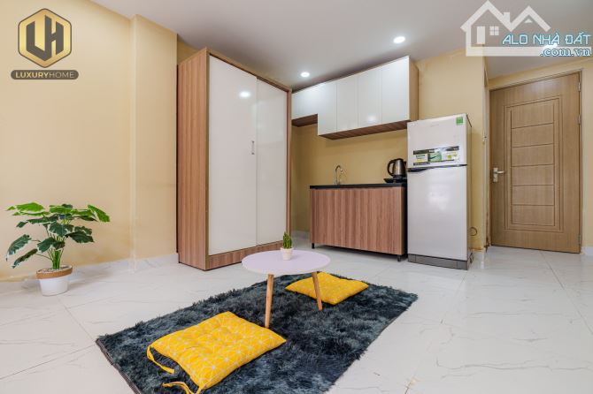 STUDIO Cửa sổ to full nội thất gần Phú Mỹ Hưng , Crescent Mall - 2