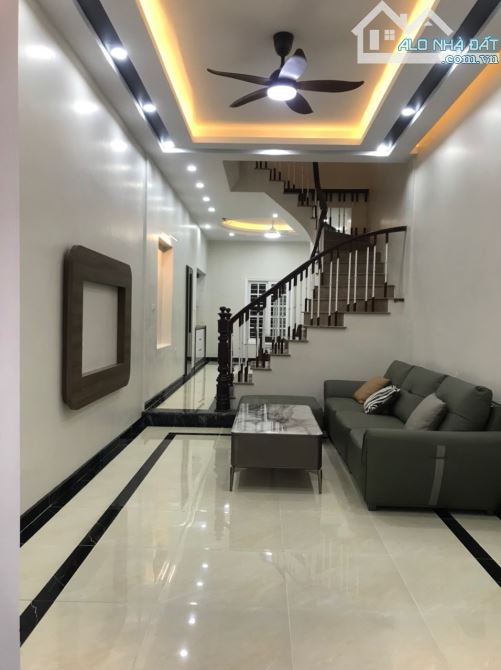 Nhà phân lô ô tô tránh phố Nguyễn Văn Cừ cần bán 54m2-12.x tỷ có vỉa hè chủ tự xây 🎊🎊 - 4