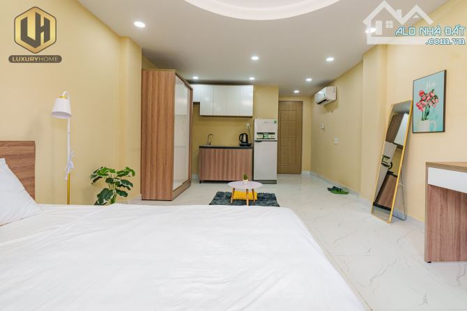 STUDIO Cửa sổ to full nội thất gần Phú Mỹ Hưng , Crescent Mall - 5