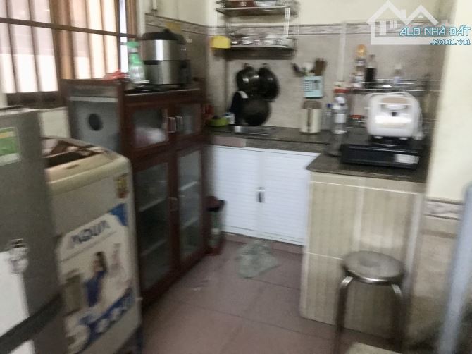 Cho thuê nhà nội bộ đường Tầm Vu, P26, Bình Thạnh. Giá 10tr/th