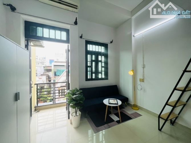 Cho thuê Duplex có nội thất cửa sổ tại P13 Tân Bình kế sân bay Tân Sơn Nhất - 1