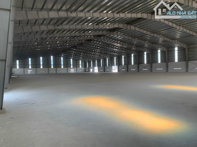 Cần bán gấp xưởng 10.000 m2, giá 115 tỷ, giấy tờ đầy đủ, KCN Xuyên Á - 1