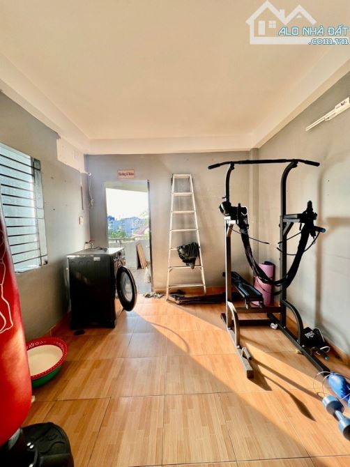 52m2 - hẻm xe tải thông - lô góc 2 MT - tiện KD buôn bán - 1