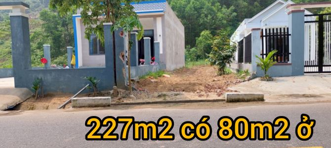 227m2 có 80m2 đất ở mặt tiền quốc lộ 14G lên kdl núi thần tài. - 1