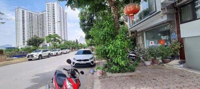 Bán nhà tái định cư Tứ Hiệp Thanh Trì 70m 5 tầng vỉa hè 5 m ô tô chạy vòng quanh 14 tỷ - 2