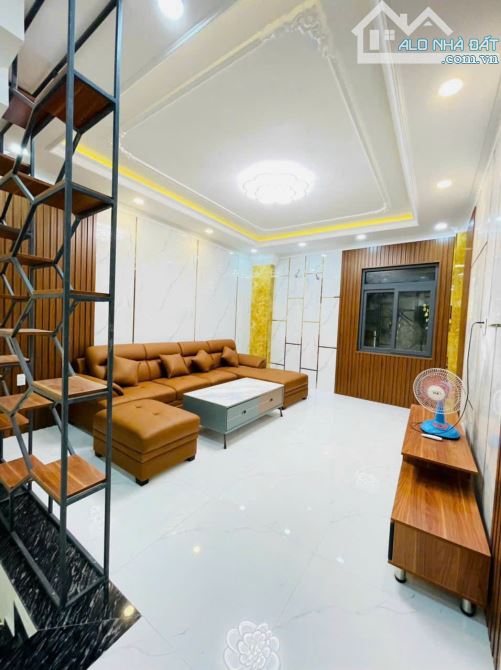 Nhà Centerhome Riverside,Trường Thọ,Thủ Đức,sổ riêng,dt 60m2,giá 8,5 tỷ - 6