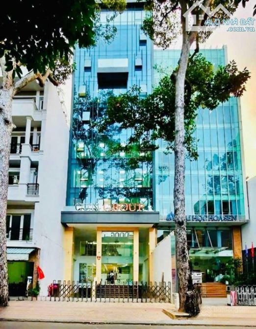 Siêu giá trị- chuyển nhượng building Cách Mạng Tháng 8- Quận 3- KC:Hầm 10tầng- HĐT: 500tr