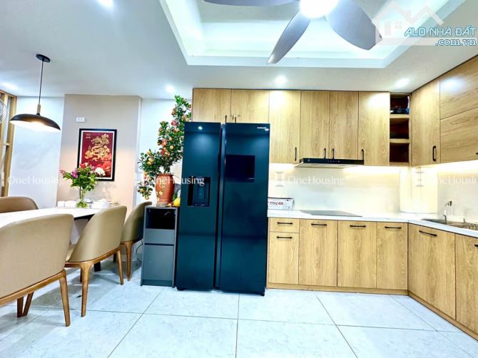 Bán nhà mặt ngõ phố Nguyễn Lân, 40m2 x 6 tầng - 1