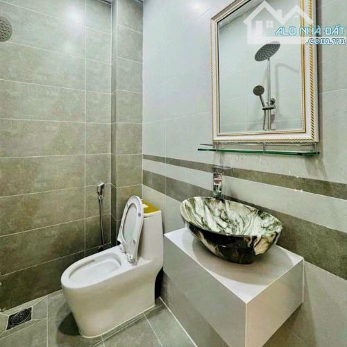 Nhà 4 Tầng Xây Mới - Nở Hậu - Hẻm 5M - Thông - 40M2 - Nhỉnh 4 Tỷ - 1