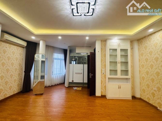 (HIẾM)BÁN NHÀ NHÂN HOÀ-THANH XUÂN ,44m2, MT 10M,7.3 TỶ GẦN UBND PHƯỜNG - 2