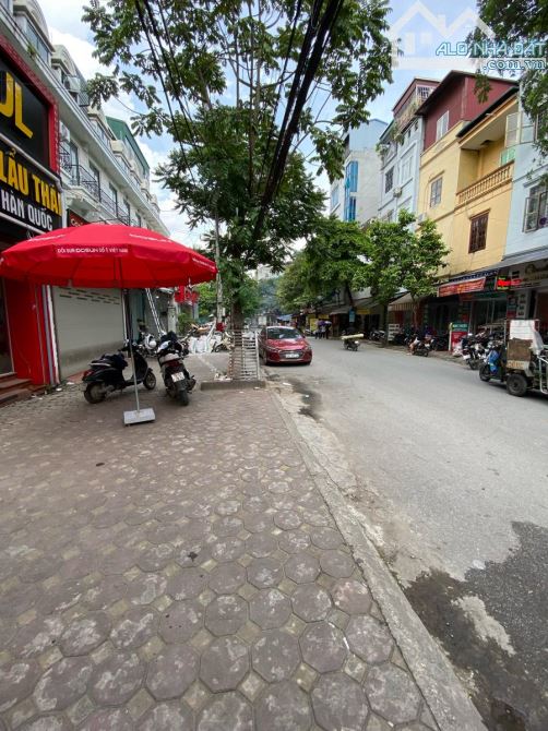 LIỀN KỀ PHÂN LÔ NGÕ 67 PHÙNG KHOANG TRUNG VĂN VỈA HÈ RỘNG KINH DOANH LẨU NƯỚNG 100m 25 TỶ - 6