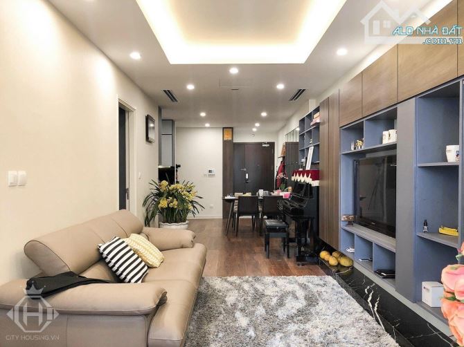 cho thuê căn hộ 18t trung hoà nhân chính,70m 2 phòng ngủ full đồ 12triệu/tháng