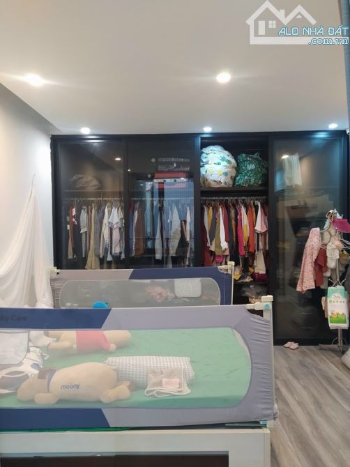 Bán nhà 60m2 mặt ngõ Kim Đồng, ô tô tránh, phân lô vỉa hè - 1