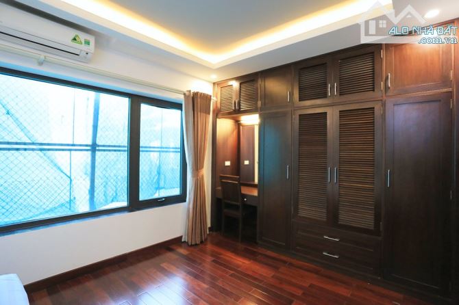 Cho thuê CHDV 2n1k 90m2 Đường Tây Hồ - Quảng An, full đồ thang máy, giá 16 triệu - 16