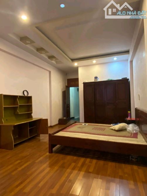 NHÀ THIÊN LÔI- CHỢ ĐÔN, 72M2, 4 TẦNG, 4 NGỦ FULL Ô TÔ ĐỖ CỬA, CHỈ 8 TRIỆU - 2