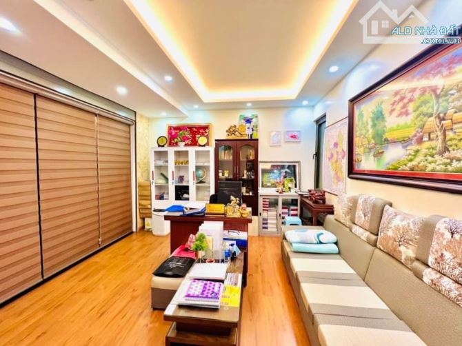 🌟 Bán nhà Nguyễn Khuyến- Hà Đông- Lô góc, 2 mặt thoáng : 52m2-4 tầng : 8 tỷ - 2