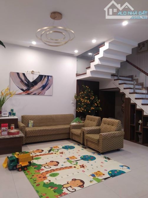 Bán nhà 60m2 mặt ngõ Kim Đồng, ô tô tránh, phân lô vỉa hè - 2