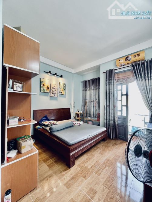QUẬN 12, NHÀ TÂN CHÁNH HIỆP 68M2, 3 TẦNG, HẺM 6M, CHỈ NHỈNH 4 TỶ TL - 3
