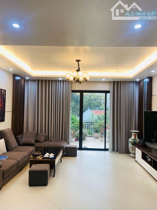 Cần bán gấp nhà mặt phố Yên Xá 100m2, 5 tầng, mt 5m, chỉ 22 tỷ, nhà đẹp, giá tốt - 4