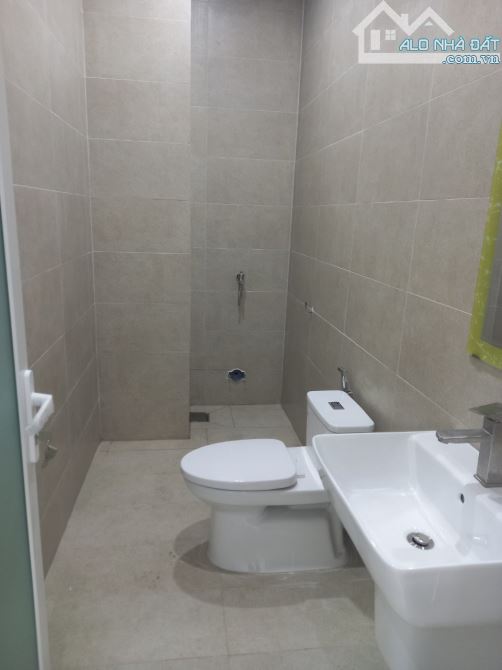 Nhà Hẻm 1 Sẹc Hẻm Thông 8M💦Phan Văn Trị Phường 10💦Đối Diện Cityland 5X18M 3 LẦU 5PN 6WC - 5