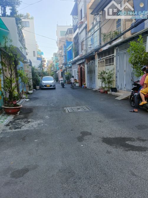 bán gấp nhà hẻm xe tải kinh doanh đường tô hiến thành phường 13 quận 10