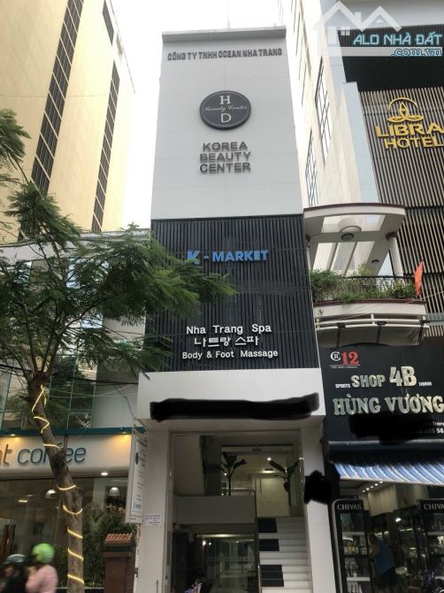 Cho thuê nhà 5 tầng mặt tiền đường Hùng Vương có thang máy