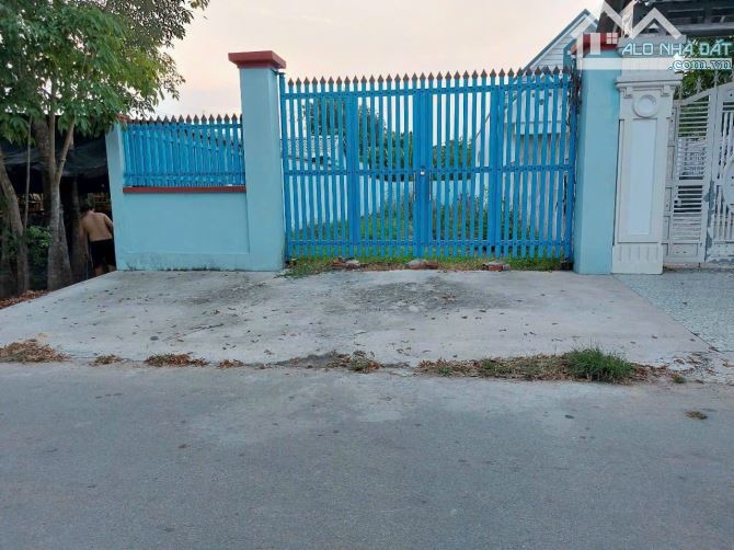 KẸT TIỀN BÁN GẤP LÔ ĐẤT RẺ 261M2 GIÁ CHỈ 1 tỷ 350 TRIỆU GỌI XEM ĐẤT - 1