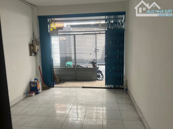 HẺM Ô TÔ ĐỖ CỬA, CÁCH 2 CĂN RA MẶT TIỀN NGUYỄN KIỆM PHÚ NHUẬN 56M² VUÔNG ĐẸP  CHỈ 5 TỈ95. - 1