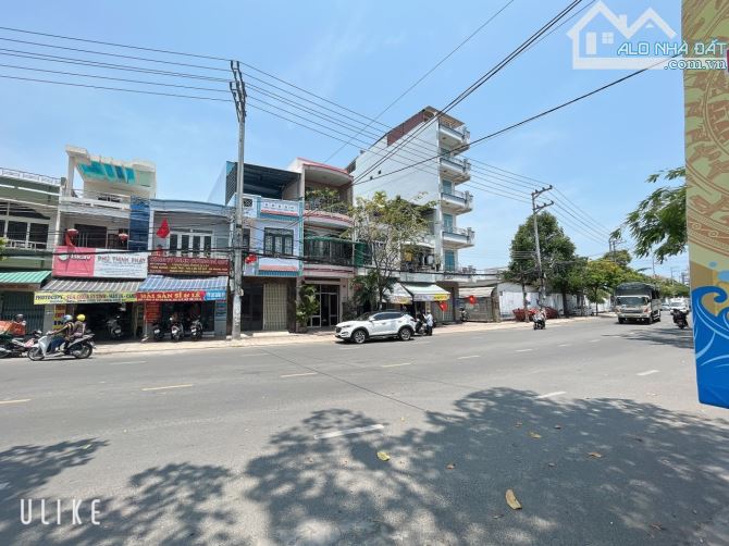 Bán đất tặng nhà 4 tầng cũ mặt tiền Tô Hiệu gần Trần Phú - 3