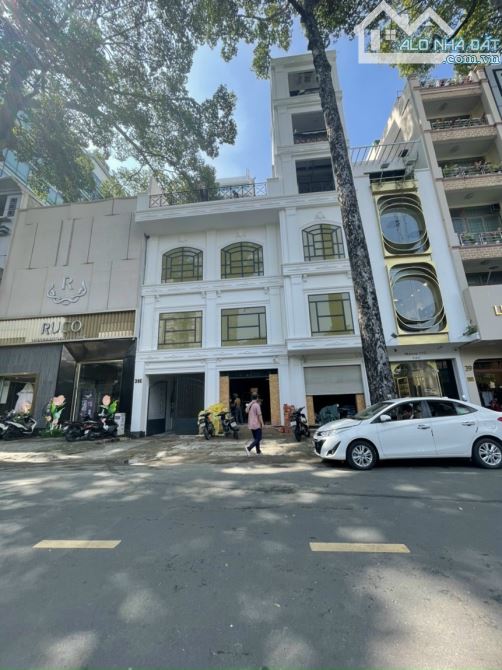 Khan hiếm ! Bán khuôn đất lớn 2 MT Phan Huy Ích, 35x80m,Cn: 2.057m2.Giá 195 tỷ TL.Tân Bình