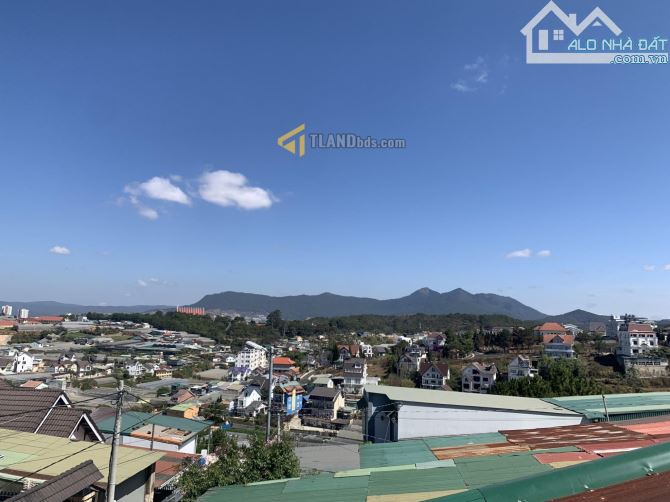 Hạ giá nhà phố có view gần chợ Phù Đổng Thiên Vương đường Nguyễn Hữu Cảnh P8 Đà Lạt