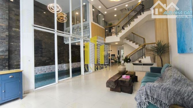Biệt Thự Hồ Bơi Phường Thảo Điền - Style Hiện Đại, Đủ Nội Thất