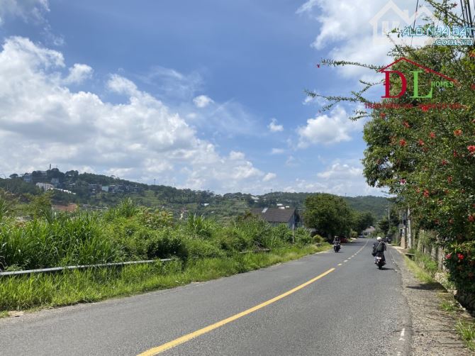 Bán đất mặt tiền Triệu Việt Vương phường 3 Đà Lạt view  thung lũng thông , cáp treo .