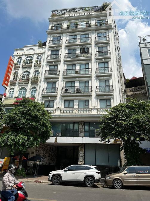 Bán toà nhà Nguyễn Thái Học Ba Đình 250m2 mặt tiền 8m giá 235 tỷ