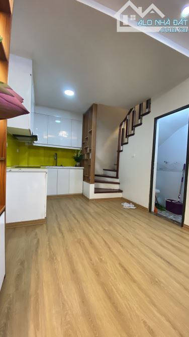 BÁN NHÀ 177 PHỐ THANH ĐÀM CŨ, NAY LÀ PHỐ ĐẶNG TRẦN ĐỨC. 37M, 5T, MT3, 75M. Ô TÔ ĐỖ CỔNG, C - 11