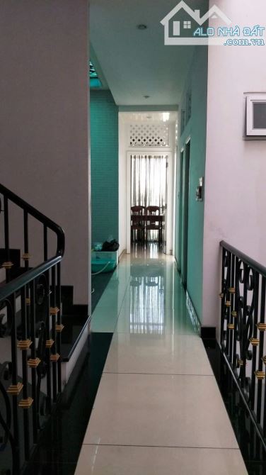Bán nhà MTKD Hoàng Ngọc Phách Tân Phú 5.3x19m đúc lửng 3 lầu ST (gần ngay chợ Nguyễn Sơn) - 1