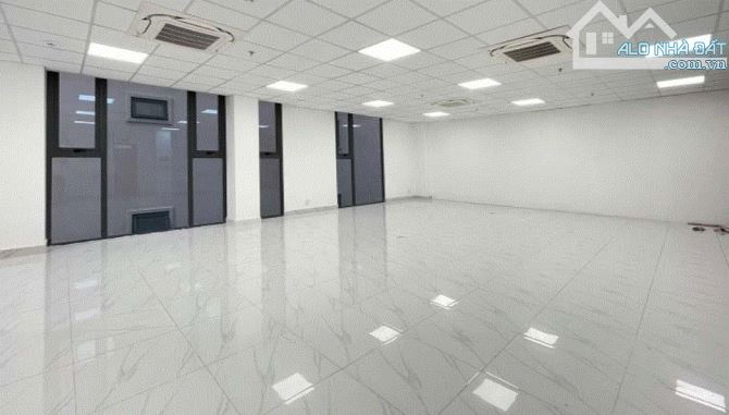 Văn Phòng Đ. Cửu Long, Tân Bình Cho Thuê Giá Rẻ, 80m2- 150m2, Tòa Nhà Full Kính - 2