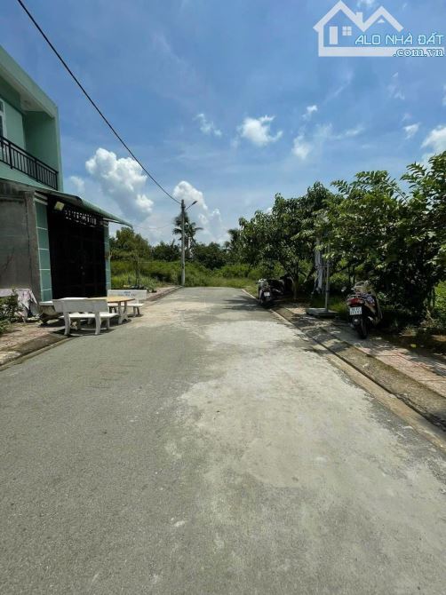 Bán nhà Phú Hữu Quận 9 gần chợ đường Gò Cát TP Thủ Đức (50.8m2) 4.5 tỷ - 4