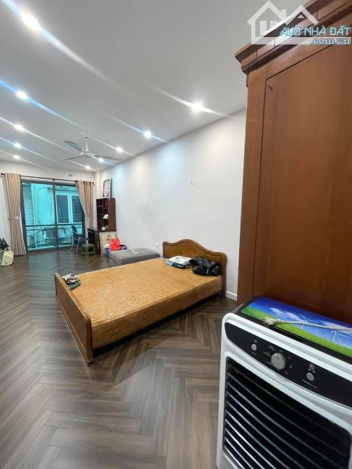 Không Xem hơi Phí ! Tôn Đức Thắng , Nhà mới Đẹp , ở luôn  - ngõ rộng thoáng - 5