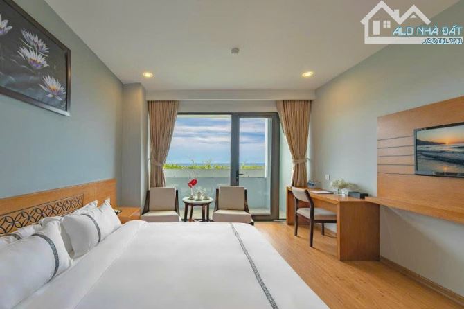 Chỉ 200 TỶ: KHÁCH SẠN 4* ĐÀ NẴNG - MẶT TIỀN VÕ NGUYÊN GIÁP: 22m x 23m - 12 TẦNG 100 PHÒNG - 6