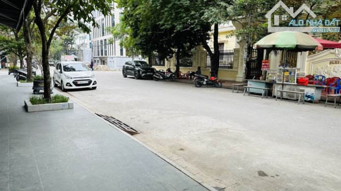 Sang nhượng nhà hàng đồ ăn nhanh Lê Hồng Phong đang vận hành tốt - giá chỉ 300 tr - 6