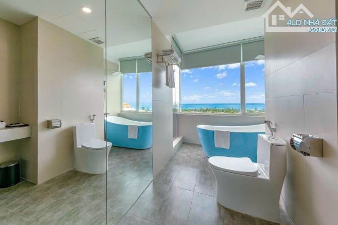 Chỉ 200 TỶ: KHÁCH SẠN 4* ĐÀ NẴNG - MẶT TIỀN VÕ NGUYÊN GIÁP: 22m x 23m - 12 TẦNG 100 PHÒNG - 8