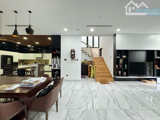 BÁN VILLA SIÊU ĐẸP GẦN BIẾN MẶT TIỀN ĐƯỜNG THANH THỦY - DIỆN TÍCH 159M - GIÁ CHỈ 18 TỶ - 9