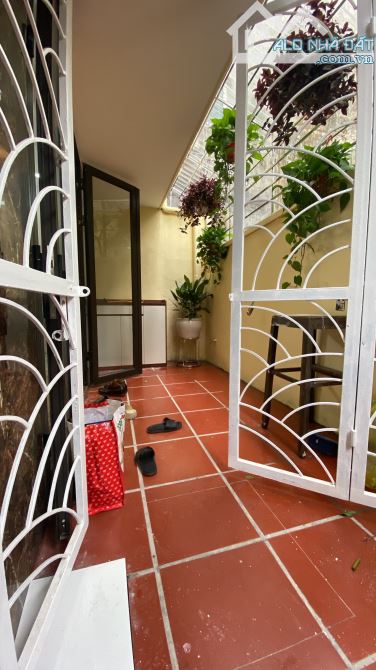 BÁN NHÀ 177 PHỐ THANH ĐÀM CŨ, NAY LÀ PHỐ ĐẶNG TRẦN ĐỨC. 37M, 5T, MT3, 75M. Ô TÔ ĐỖ CỔNG, C - 9