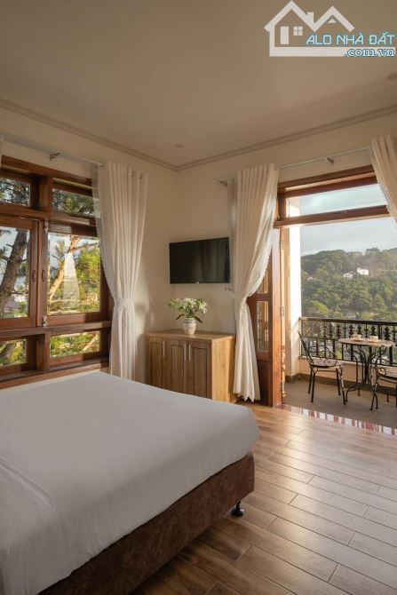 VILLA HOÀN CÔNG MẶT TIỀN ĐẶNG THÁI THÂN VIEW CỰC ĐẸP HẠ GIÁ BÁN GẤP - 9