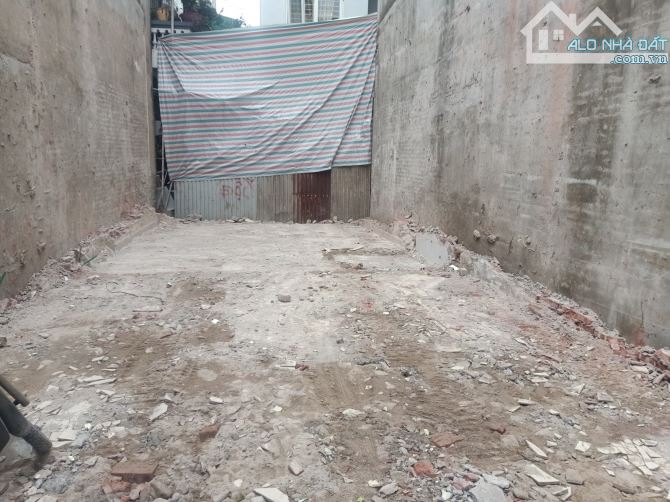 Bán đất Vạn Phúc Hà Đông 80m2 mặt tiền 5.5m 24 tỷ phân lô ô tô tránh xây VPCty CCMN LHCC