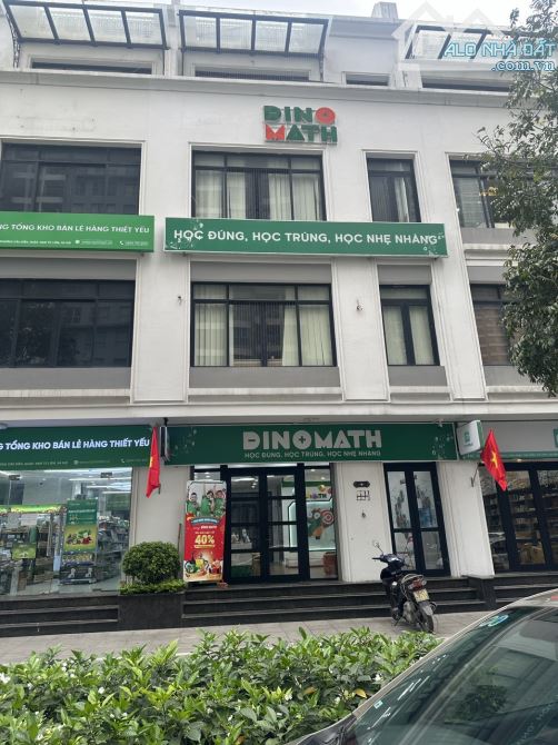 Cho thuê nhà mặt phố kinh doanh tại Hàm Nghi. Diện tích 100m2 x 5 tầng thông sàn