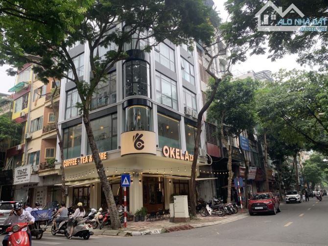 chủ bán nhà mặt phố Trần Tử Bình 55m2, vỉa hè rộng, kinh doanh sầm uất giá 20.9 tỷ.